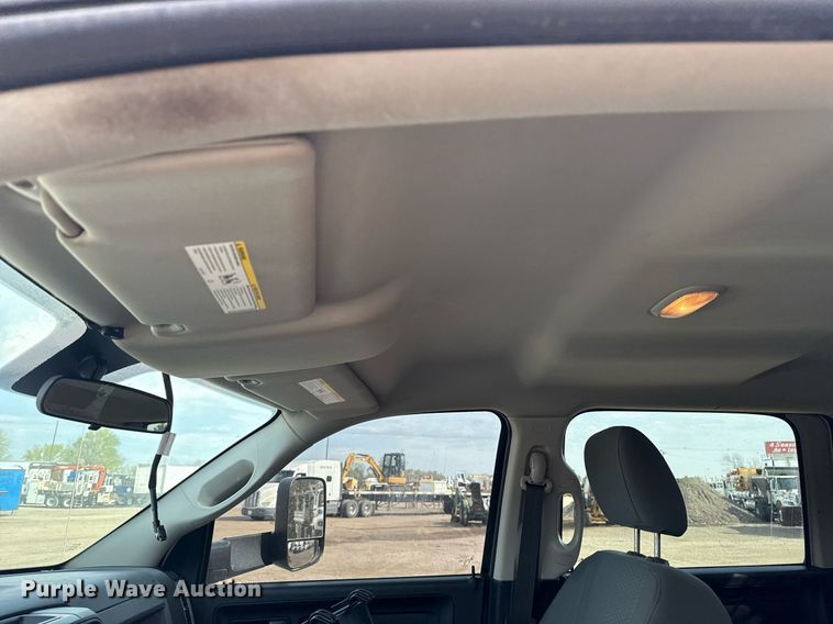 image for item EG5696 2016 Dodge Ram 4500HD Crew Cab flatbed truck