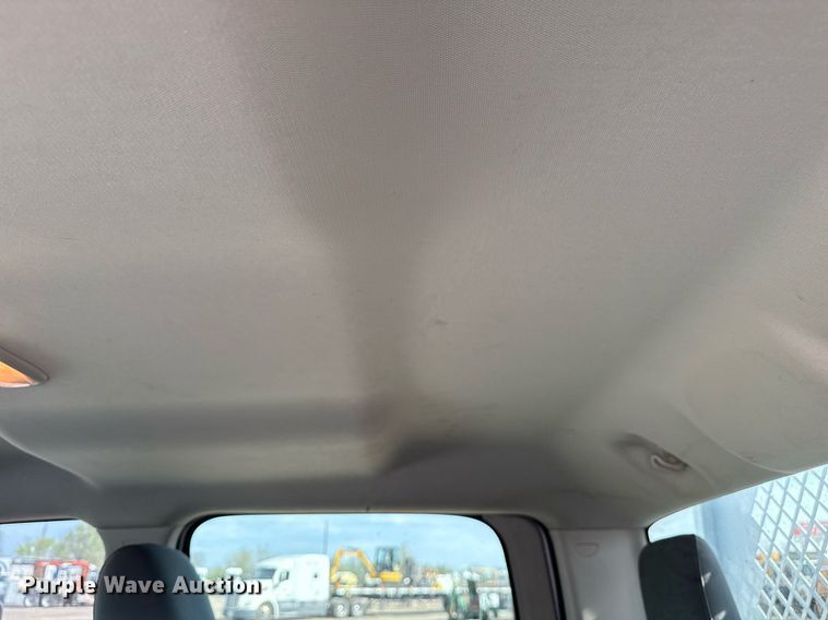 image for item EG5696 2016 Dodge Ram 4500HD Crew Cab flatbed truck