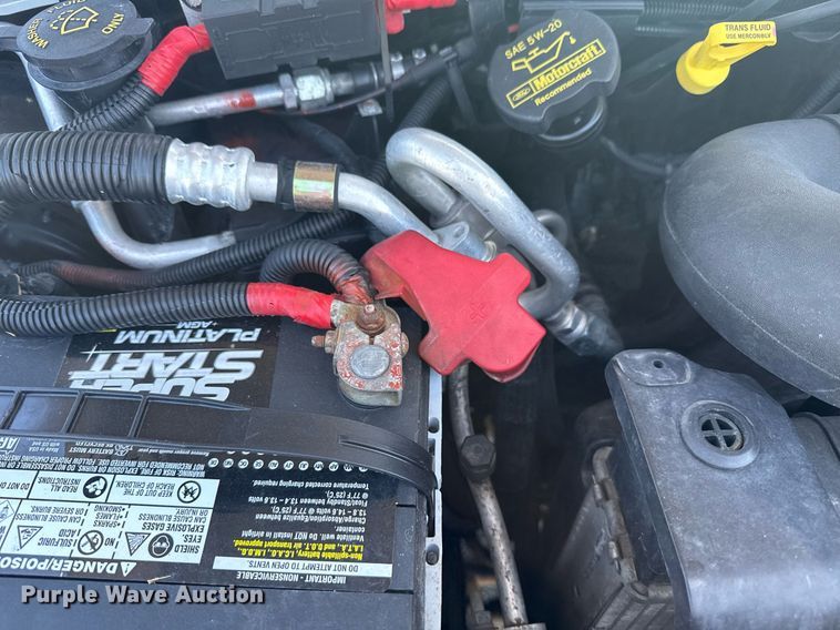 image for item EG5738 2009 Ford E350 Super Duty shuttle bus