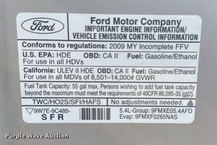 image for item EG5738 2009 Ford E350 Super Duty shuttle bus