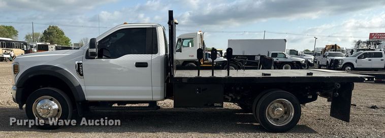 image for item EG5761 2018 Ford F550 flatbed truck