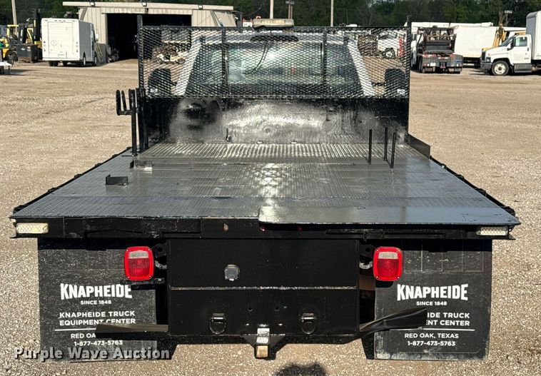 image for item EG5761 2018 Ford F550 flatbed truck