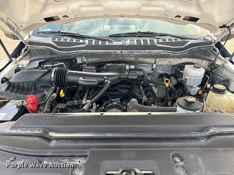 image for item EG5761 2018 Ford F550 flatbed truck