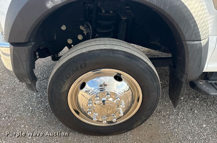 image for item EG5761 2018 Ford F550 flatbed truck