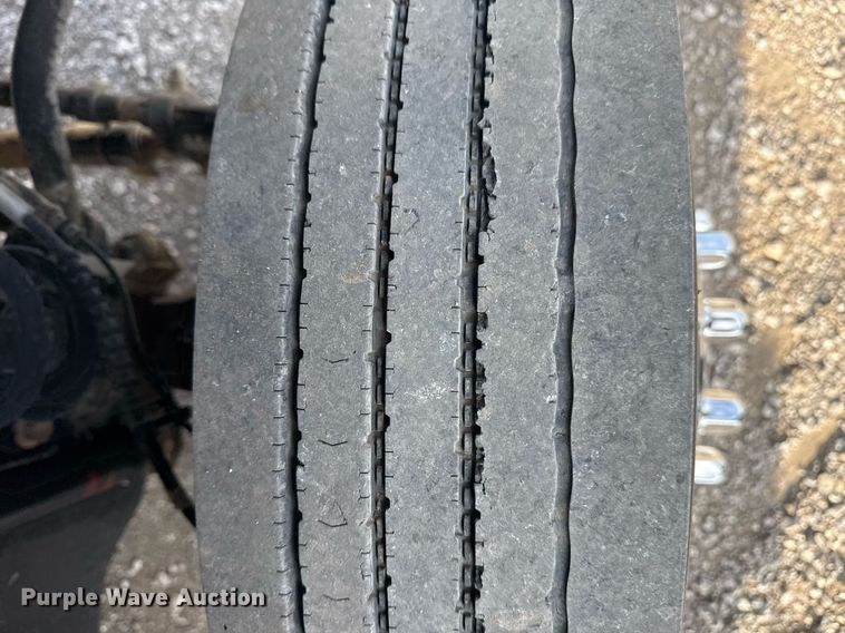 image for item EG5761 2018 Ford F550 flatbed truck