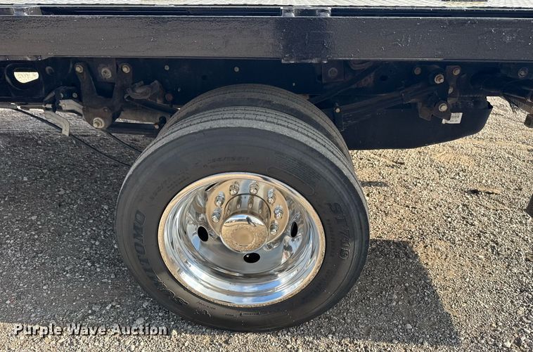 image for item EG5761 2018 Ford F550 flatbed truck