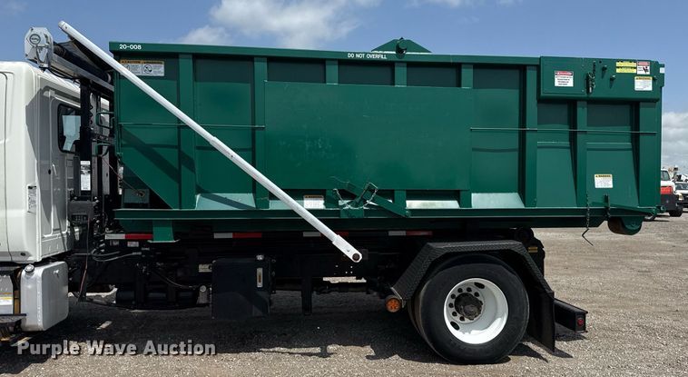 image for item EG5765 2013 Hino 338 roll-off container truck