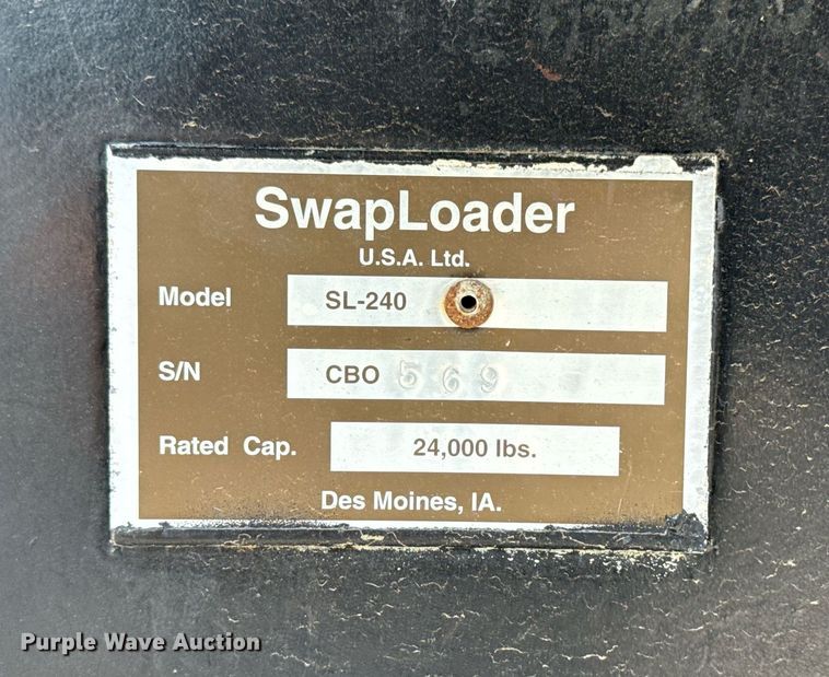 image for item EG5765 2013 Hino 338 roll-off container truck