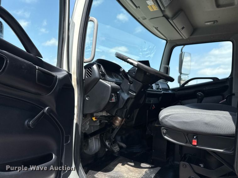 image for item EG5765 2013 Hino 338 roll-off container truck