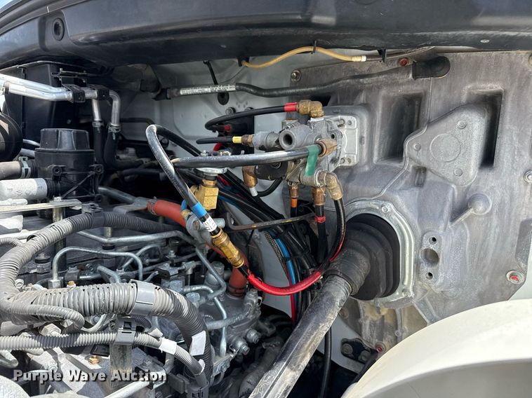 image for item EG5765 2013 Hino 338 roll-off container truck