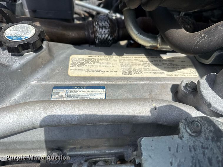 image for item EG5765 2013 Hino 338 roll-off container truck