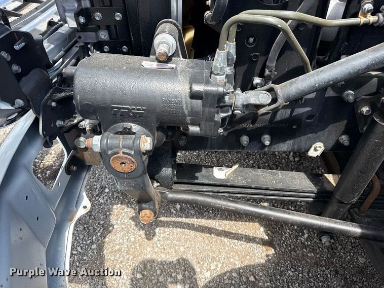 image for item EG5765 2013 Hino 338 roll-off container truck