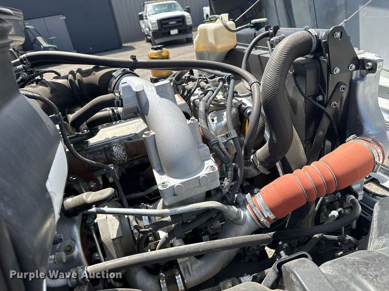 image for item EG5765 2013 Hino 338 roll-off container truck