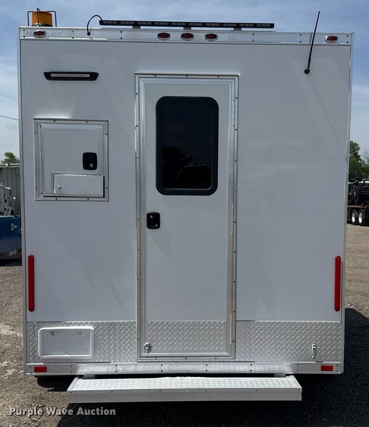 image for item EG5767 2022 InTech fiber optic splicing trailer