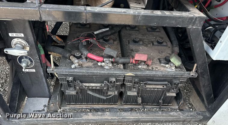 image for item EG5768 2009 BlueBird Coachworks coach bus