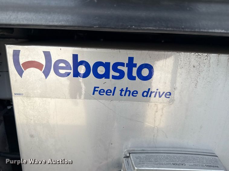 image for item EG5768 2009 BlueBird Coachworks coach bus