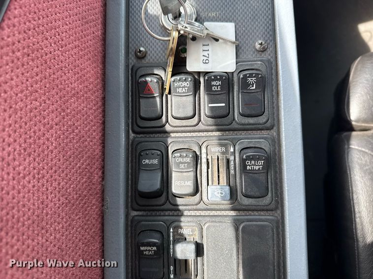 image for item EG5768 2009 BlueBird Coachworks coach bus