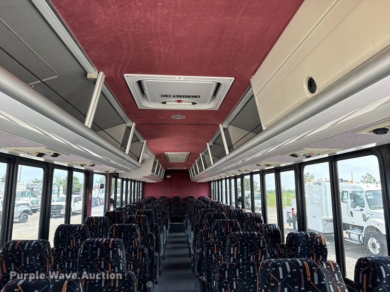 image for item EG5768 2009 BlueBird Coachworks coach bus