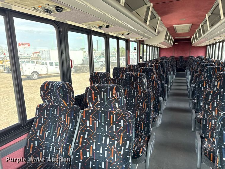 image for item EG5768 2009 BlueBird Coachworks coach bus