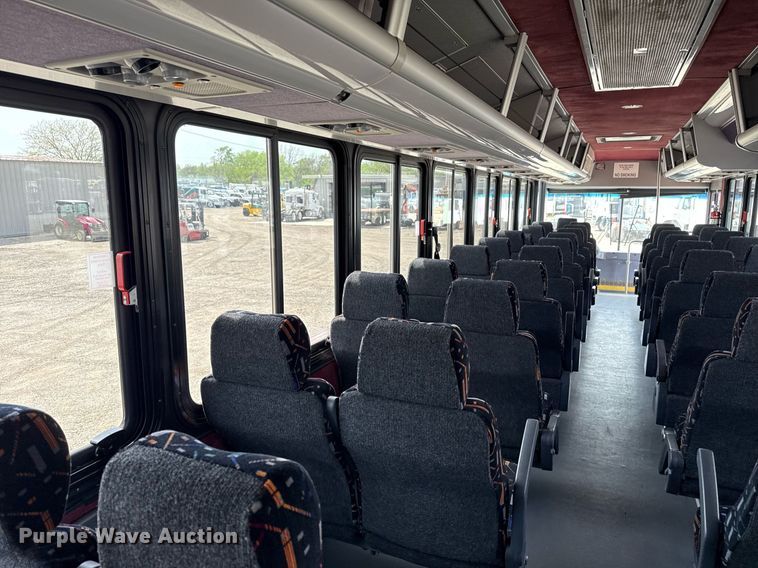 image for item EG5768 2009 BlueBird Coachworks coach bus