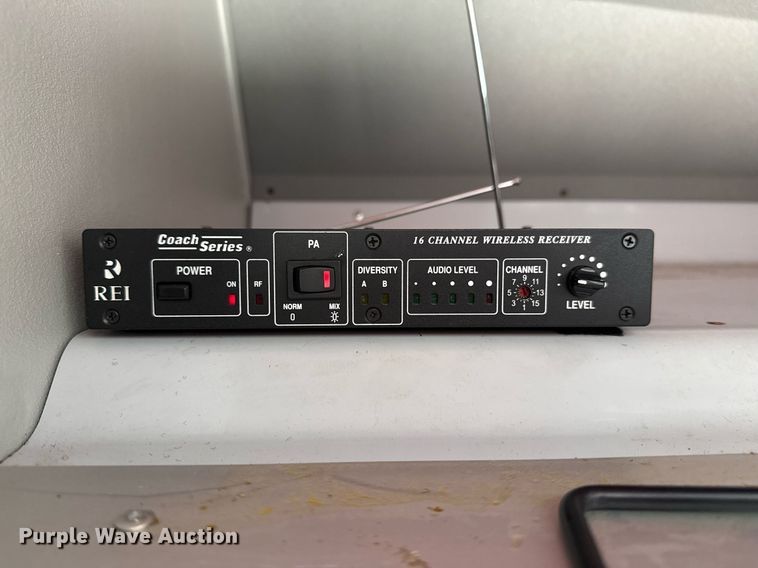 image for item EG5768 2009 BlueBird Coachworks coach bus