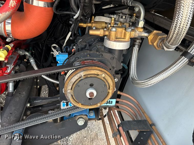 image for item EG5768 2009 BlueBird Coachworks coach bus