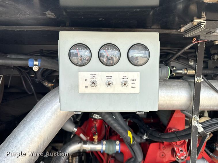 image for item EG5768 2009 BlueBird Coachworks coach bus