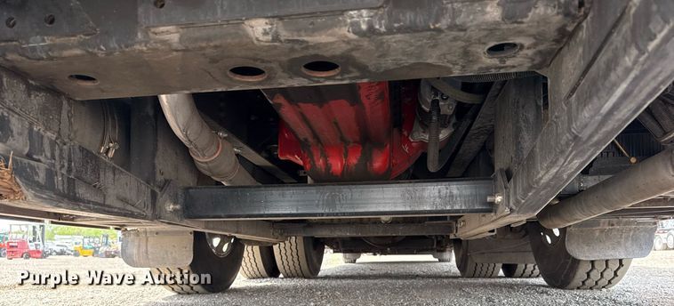 image for item EG5768 2009 BlueBird Coachworks coach bus