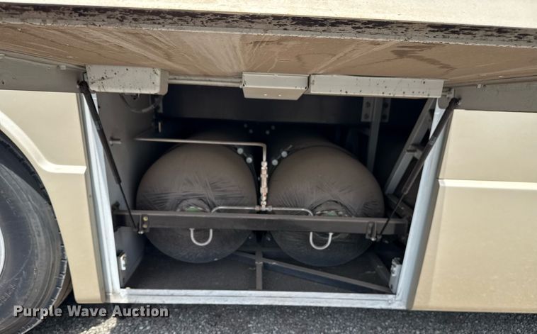 image for item EG5768 2009 BlueBird Coachworks coach bus