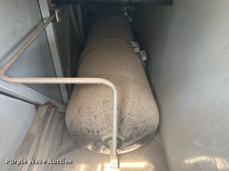 image for item EG5768 2009 BlueBird Coachworks coach bus