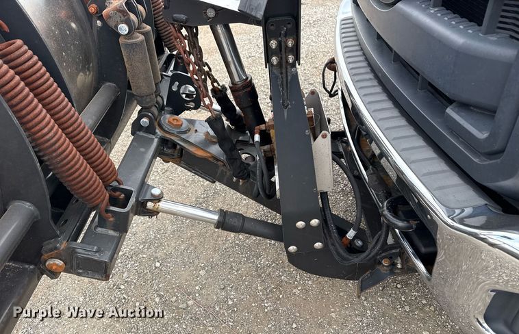 image for item EG5776 2013 Ford F550 flatbed truck