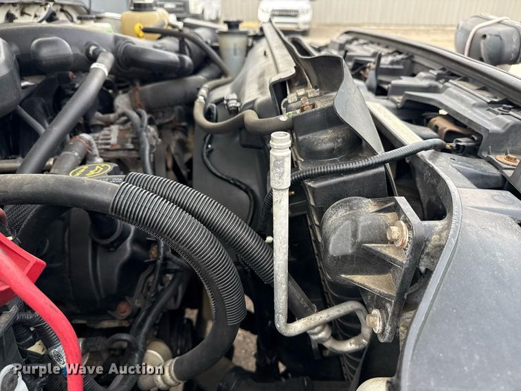 image for item EG5776 2013 Ford F550 flatbed truck