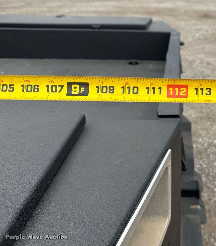 image for item EG5780 2019 Ford F350 Super Duty Crew Cab flatbed pickup truck