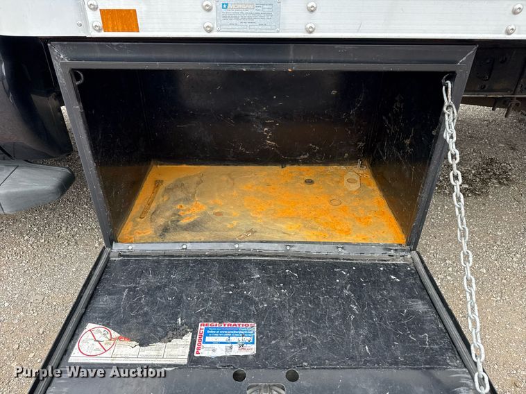 image for item EG5784 2014 Ford F550 box truck