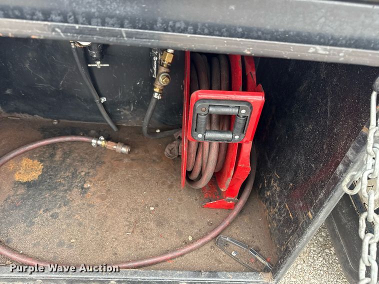 image for item EG5784 2014 Ford F550 box truck