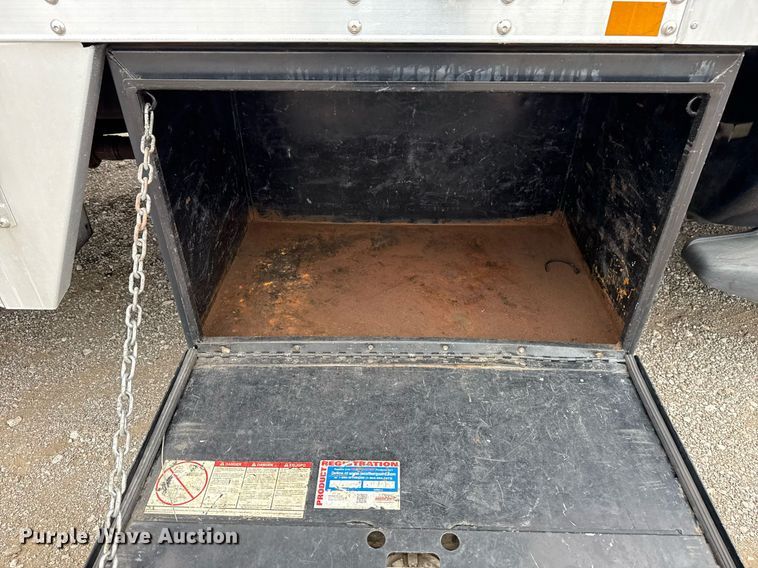 image for item EG5784 2014 Ford F550 box truck