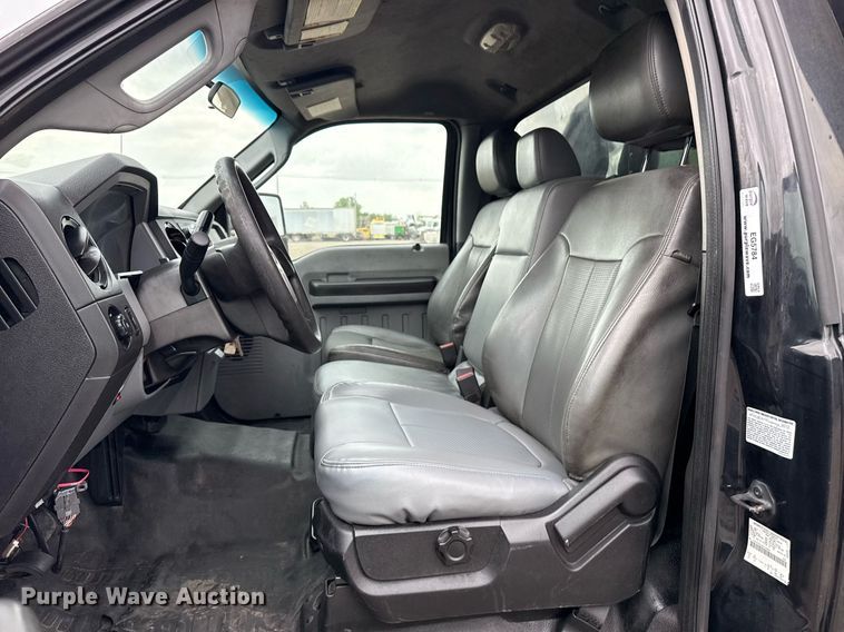 image for item EG5784 2014 Ford F550 box truck