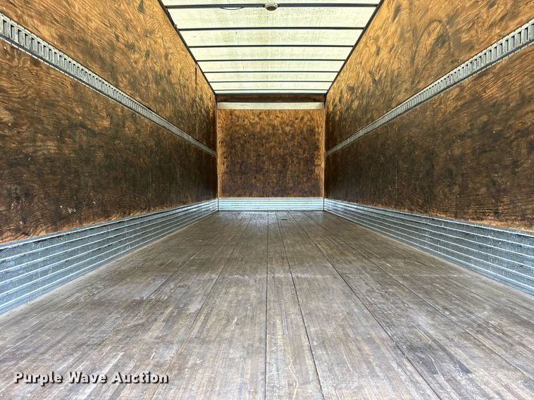 image for item EG5798 2019 Kenworth T370 box truck