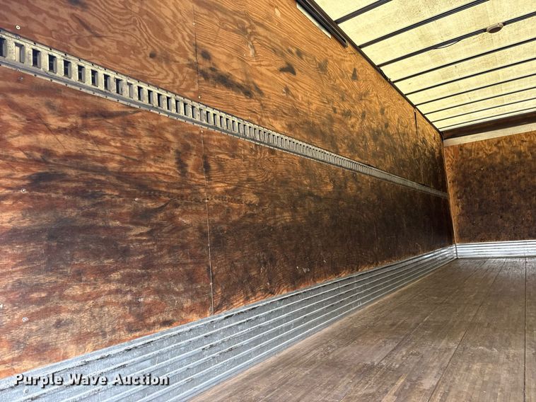 image for item EG5798 2019 Kenworth T370 box truck