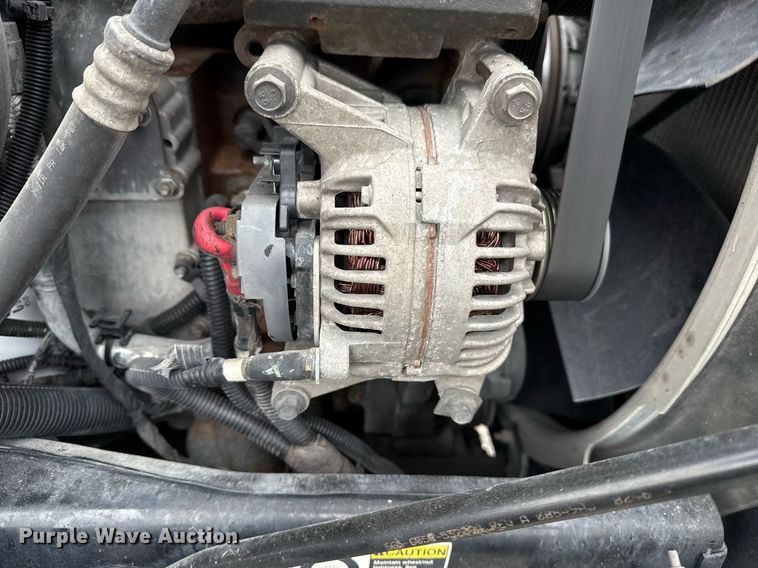 image for item EG5798 2019 Kenworth T370 box truck