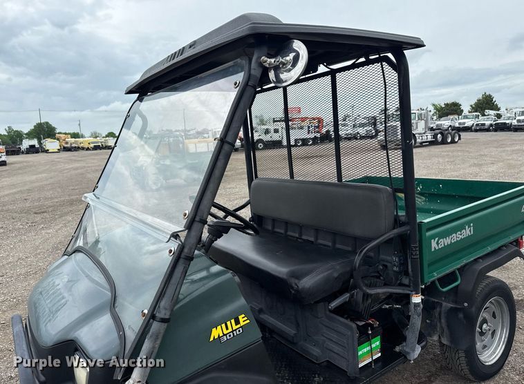 image for item EG5804 2007 Kawasaki Mule 3010 utility vehicle