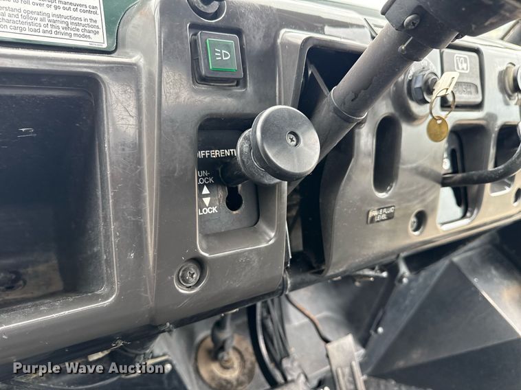 image for item EG5804 2007 Kawasaki Mule 3010 utility vehicle