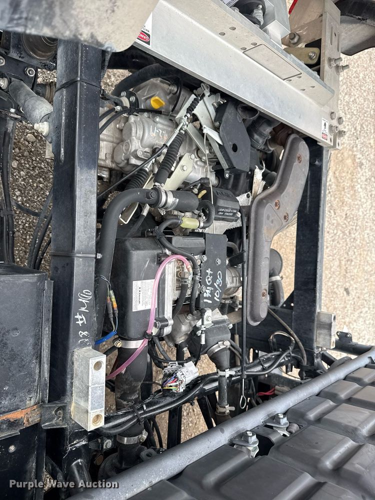 image for item EG5804 2007 Kawasaki Mule 3010 utility vehicle