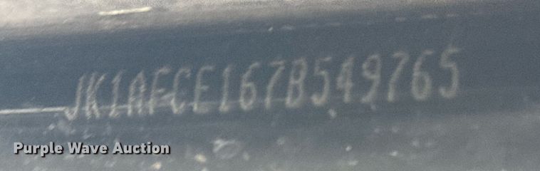 image for item EG5804 2007 Kawasaki Mule 3010 utility vehicle