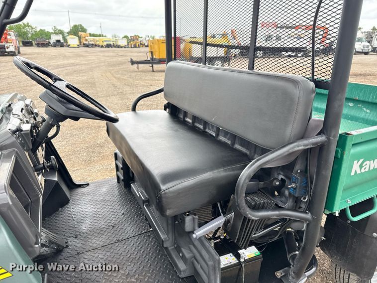 image for item EG5805 2007 Kawasaki Mule 3010 utility vehicle