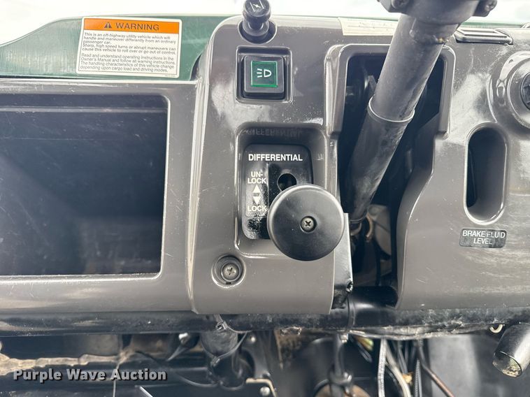 image for item EG5805 2007 Kawasaki Mule 3010 utility vehicle