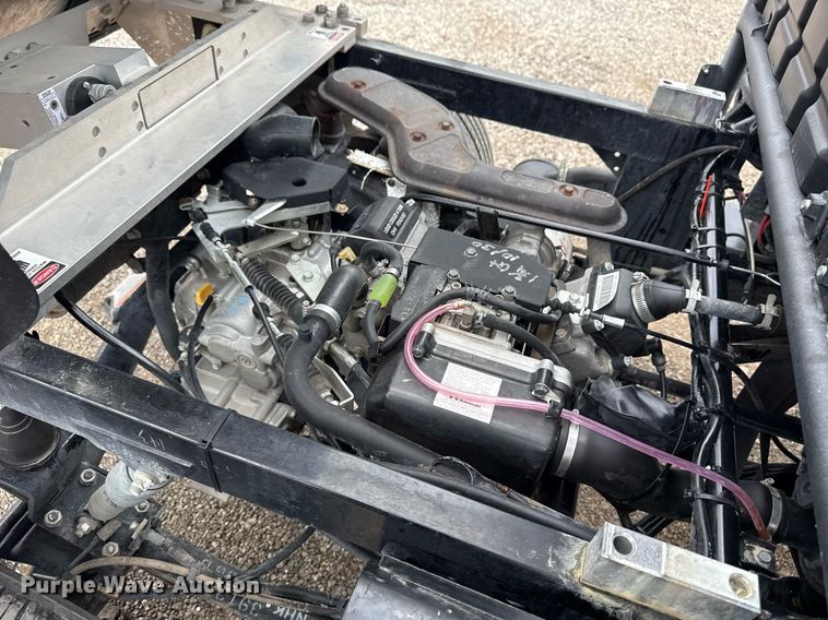 image for item EG5805 2007 Kawasaki Mule 3010 utility vehicle