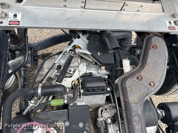 image for item EG5805 2007 Kawasaki Mule 3010 utility vehicle