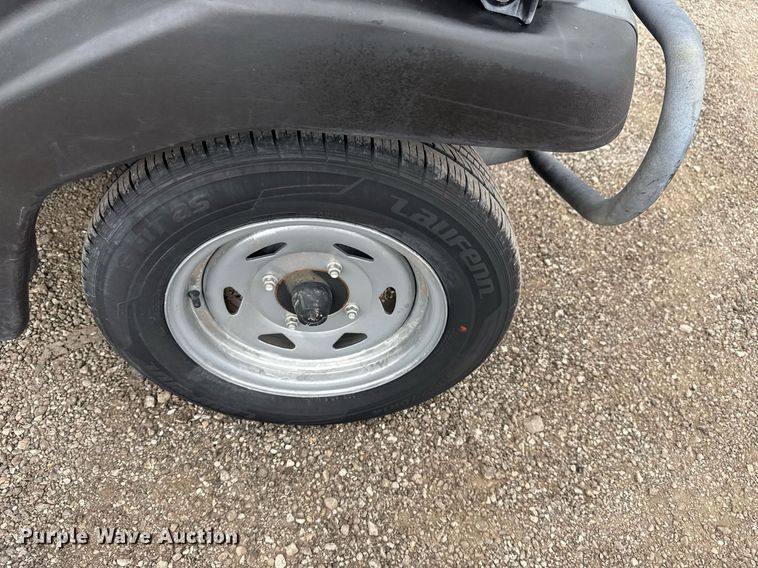 image for item EG5805 2007 Kawasaki Mule 3010 utility vehicle