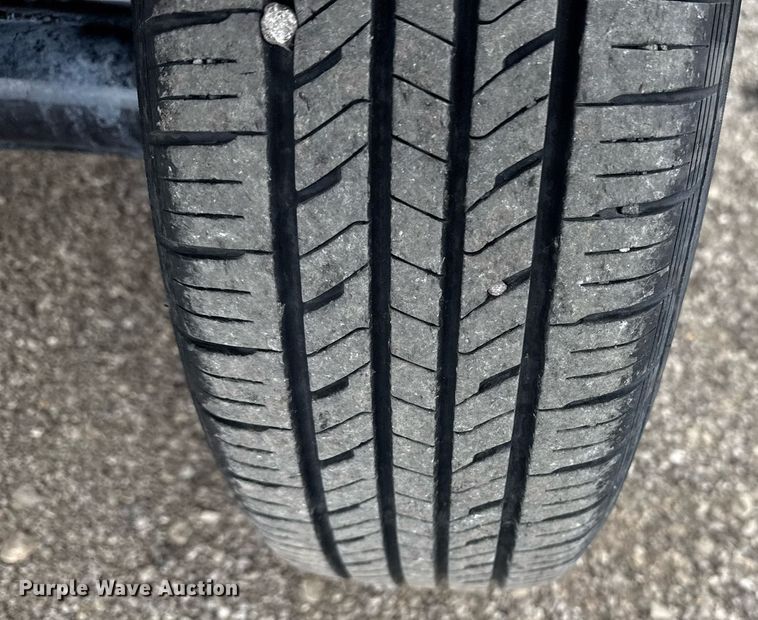 image for item EG5805 2007 Kawasaki Mule 3010 utility vehicle